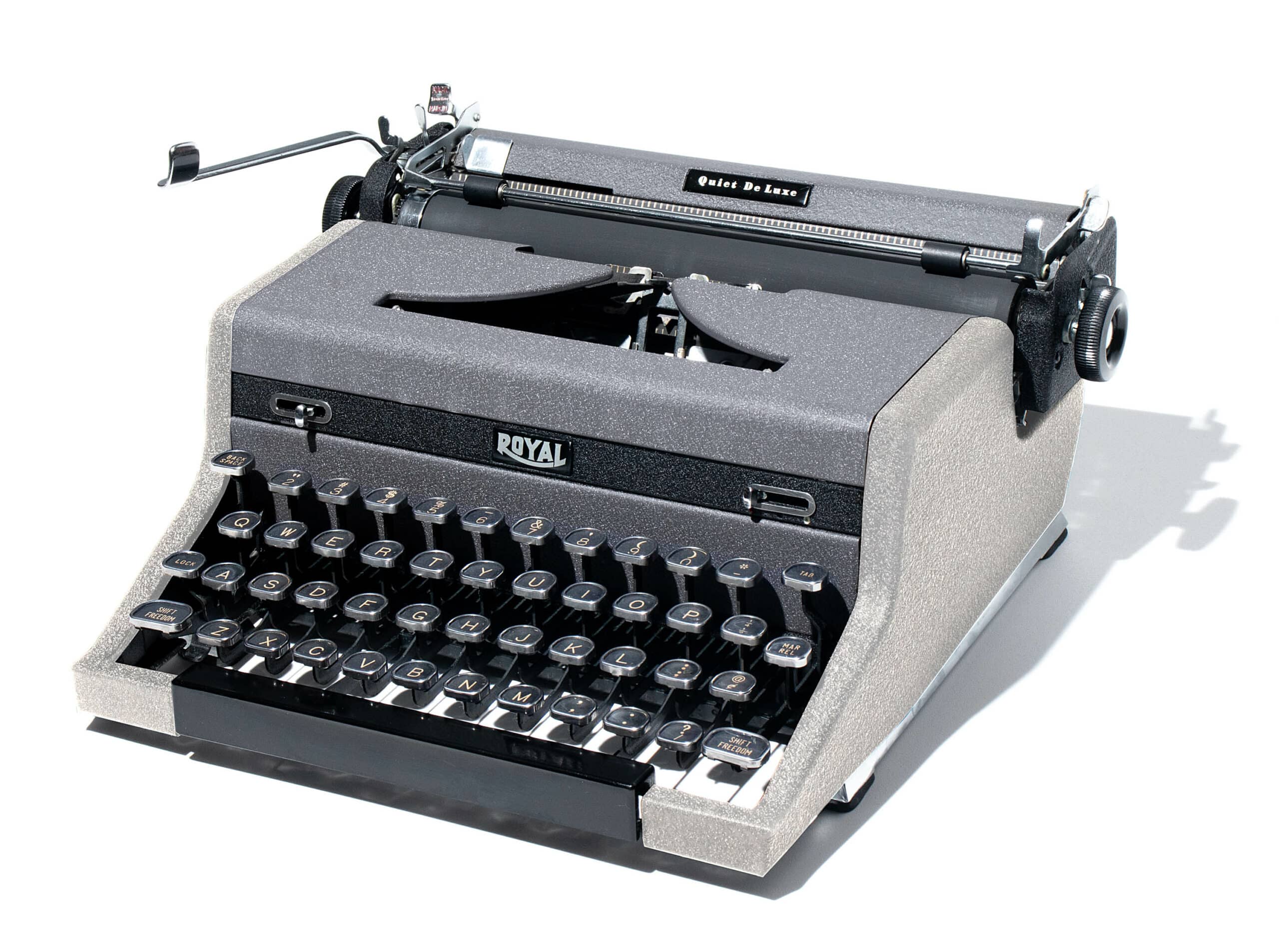 Royal Quiet De Luxe Manual Typewriter Gray 1948 Vintage #1452 Professionally Restored (Refurbished) - Image 3