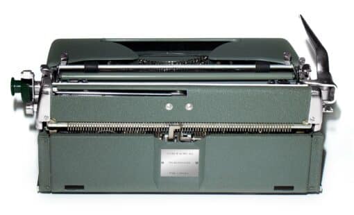 Olympia SM4 De Luxe Manual Typewriter Green 1960 Vintage #1460 Professionally Restored (Refurbished) - Image 6