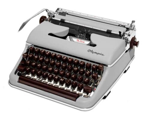 Olympia SM3 De Luxe Manual Typewriter 1958 Vintage #1463 Professionally Restored (Refurbished) - Image 3