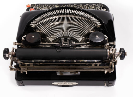 Remington Model 5 Streamline Manual Typewriter for Sale Glossy-Black 1937 Vintage Professionally Restored (Refurbished) - Image 4