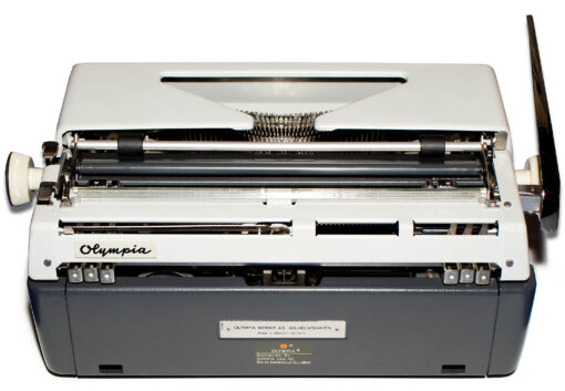 Olympia SM8 Manual Typewriter White 1971 Vintage #1496 Professionally Restored (Refurbished) - Image 5