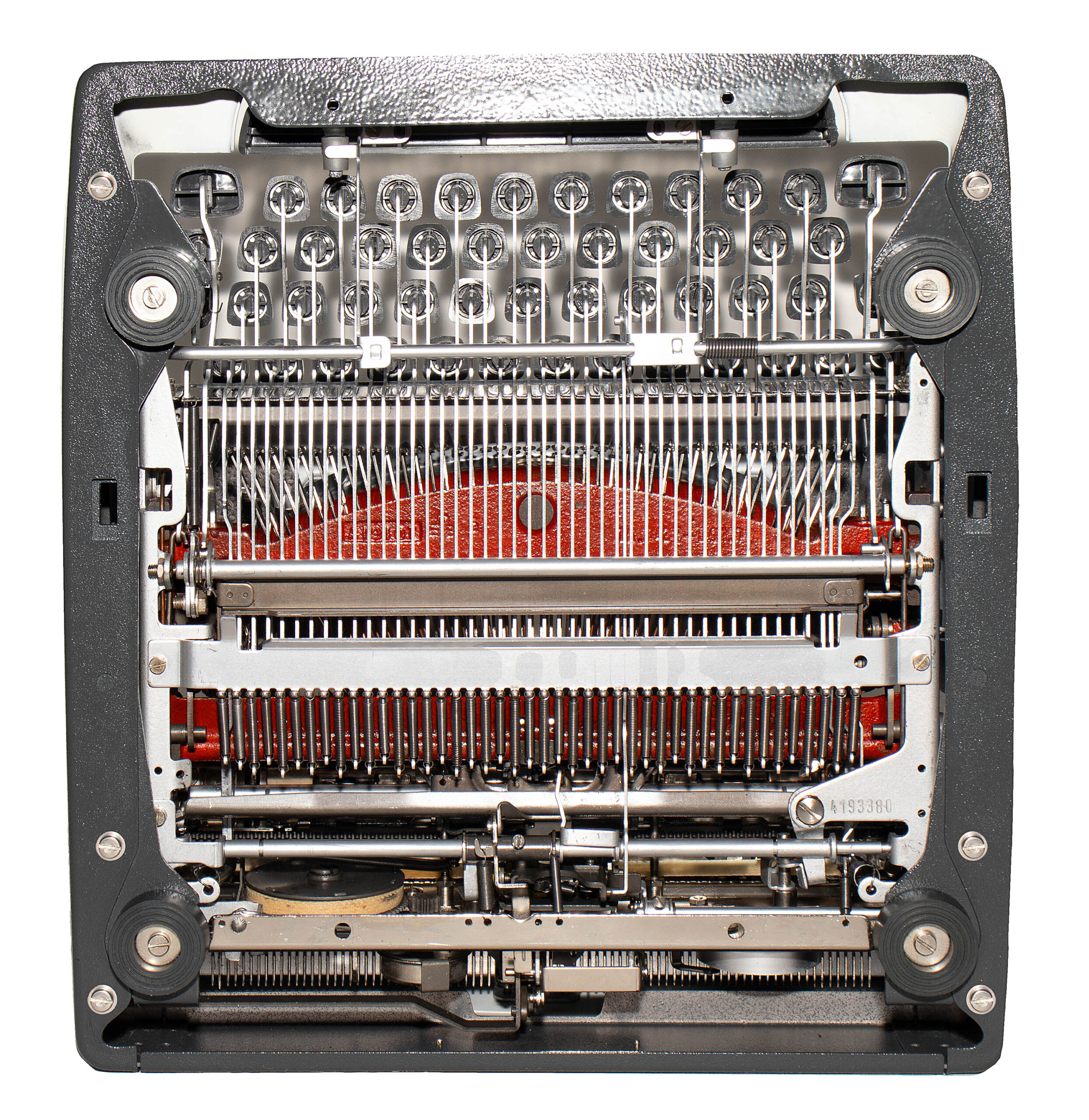 White 1970 Olympia SM9 De Luxe Typewriter Vintage #1519 Professionally Restored (Refurbished) - Image 6