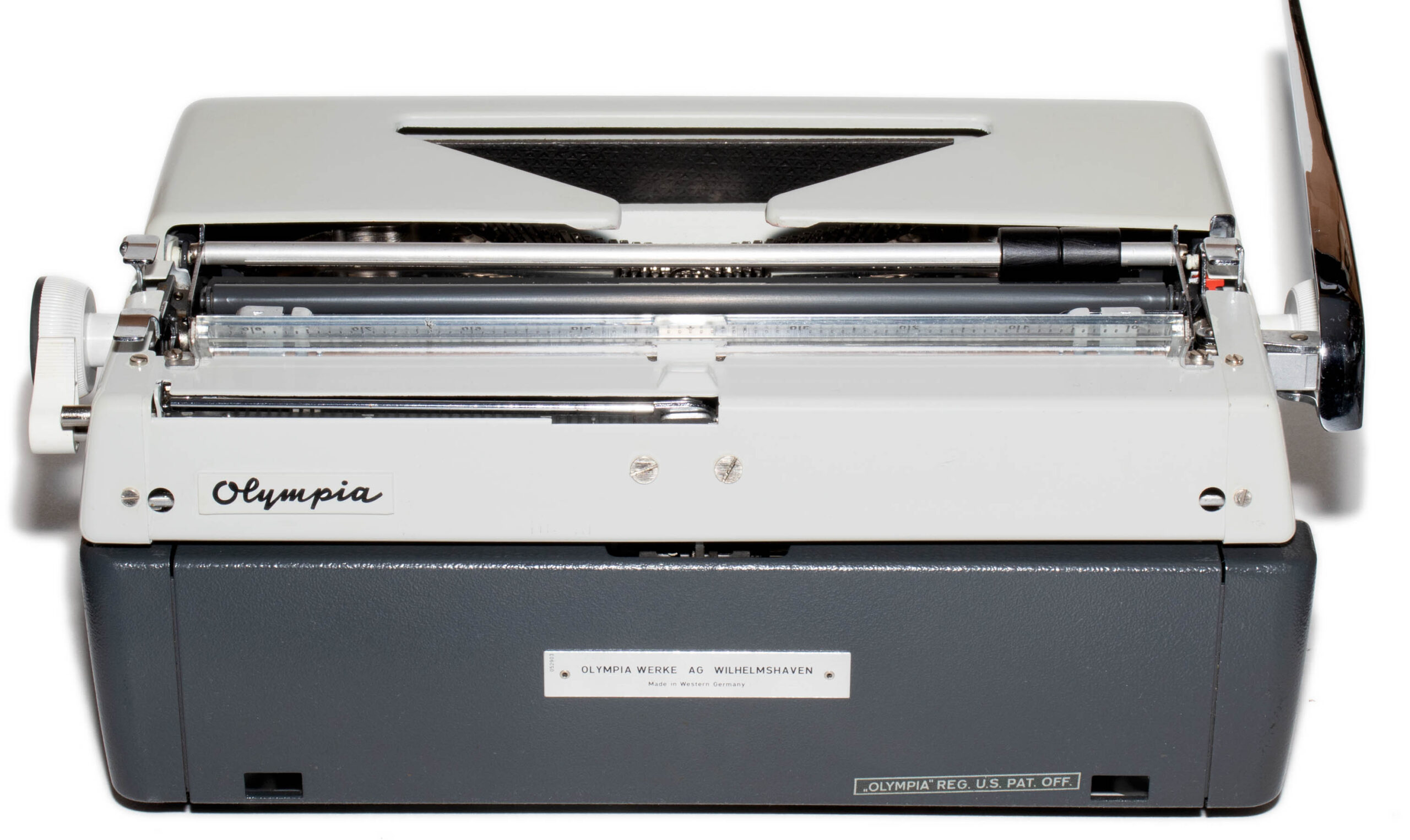 Light-Gray 1969 Olympia SM9 De Luxe Typewriter #1531 Vintage SM-9 Professionally Restored (Refurbished) - Image 5